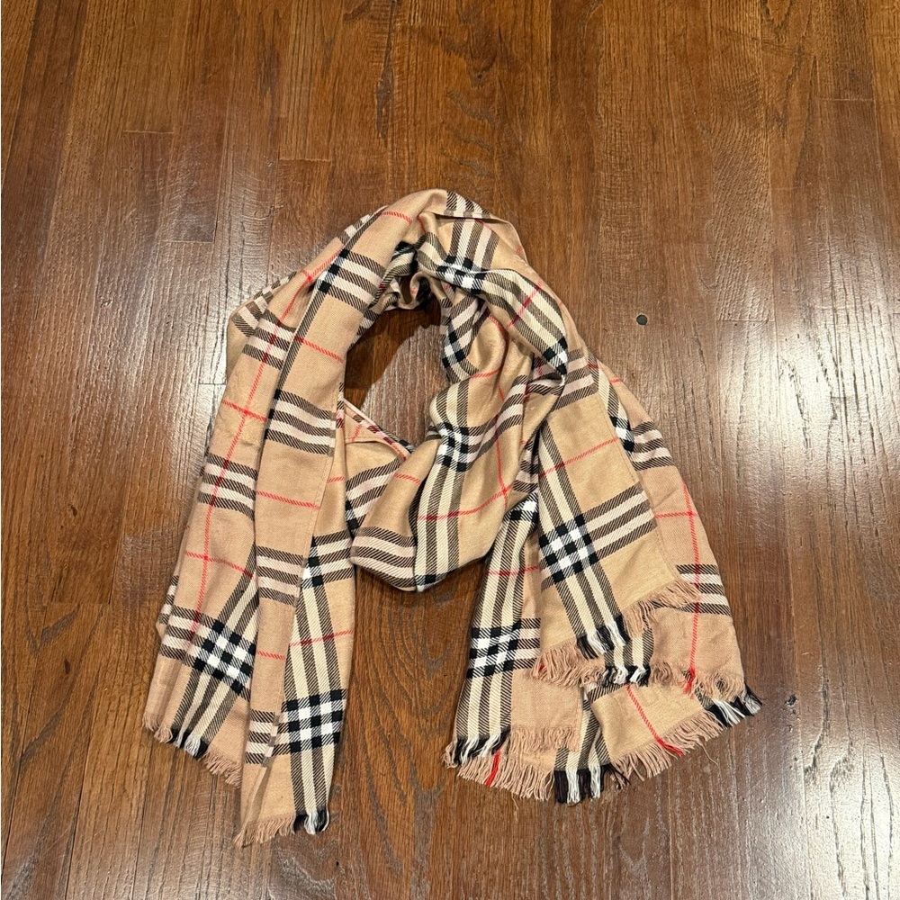 Burberry Tan and Black Check Scarf - Picture 2 of 8